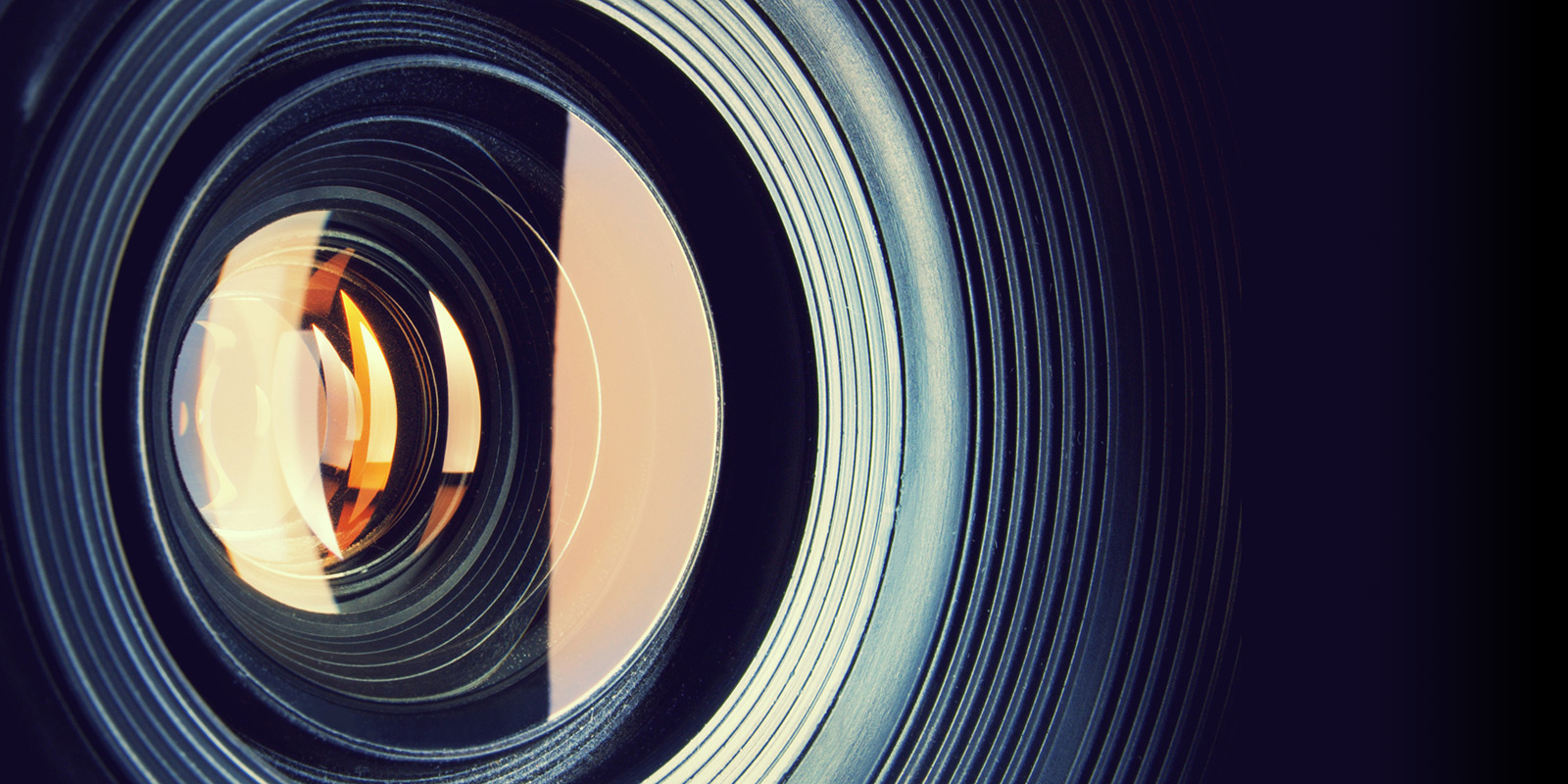 lins-svart Rapportvideor & analyser